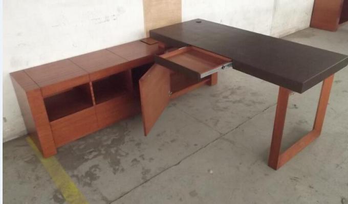 Scrivania a forma di L con i cassetti dello scorrevole/Cherry Wood Desk montato 0