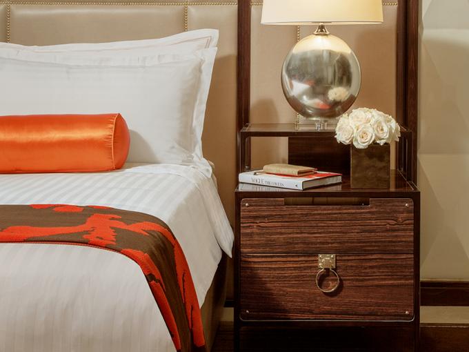 Progettazione moderna di Eco dell'hotel della mobilia di legno amichevole su ordinazione della camera da letto 0