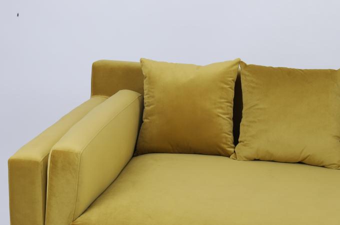 Divano da salotto moderno in tessuto di velluto personalizzato con struttura in legno 2