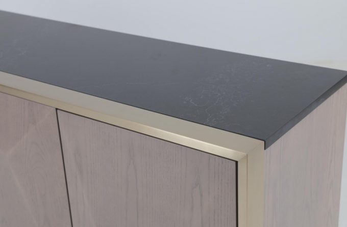Classic Elm Wood Sideboard Dimensioni personalizzate 1