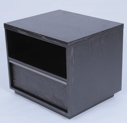 Buon prezzo Hotel di lusso un cassetto tavoli da letto con rivestimento di legno di quercia nero naturale americano in linea