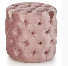 Buon prezzo Bottone moderno del velluto di rosa del banco dell'ottomano della camera da letto trapuntato intorno alle feci dell'ottomano in linea
