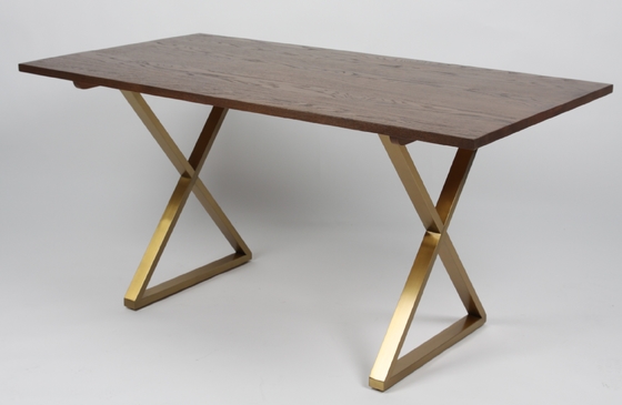 Buon prezzo Le gambe di legno solide del metallo incorniciano il tavolo da pranzo di legno rettangolare in linea