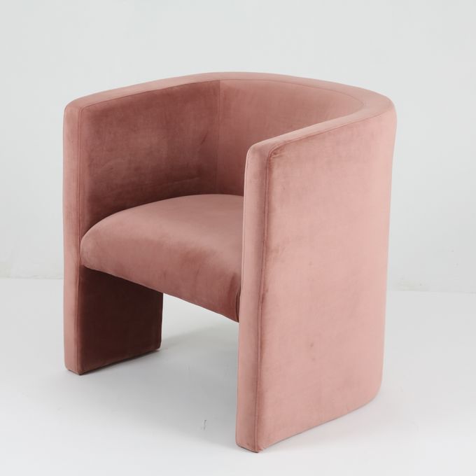 Progettazione moderna ricoperta sedia rosa di lusso del salone di svago del velluto 1