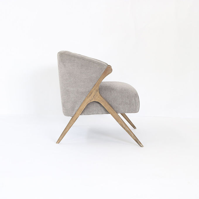 Salone Sofa With Solid Wood Base di ISO2008 76*78*84cm 0